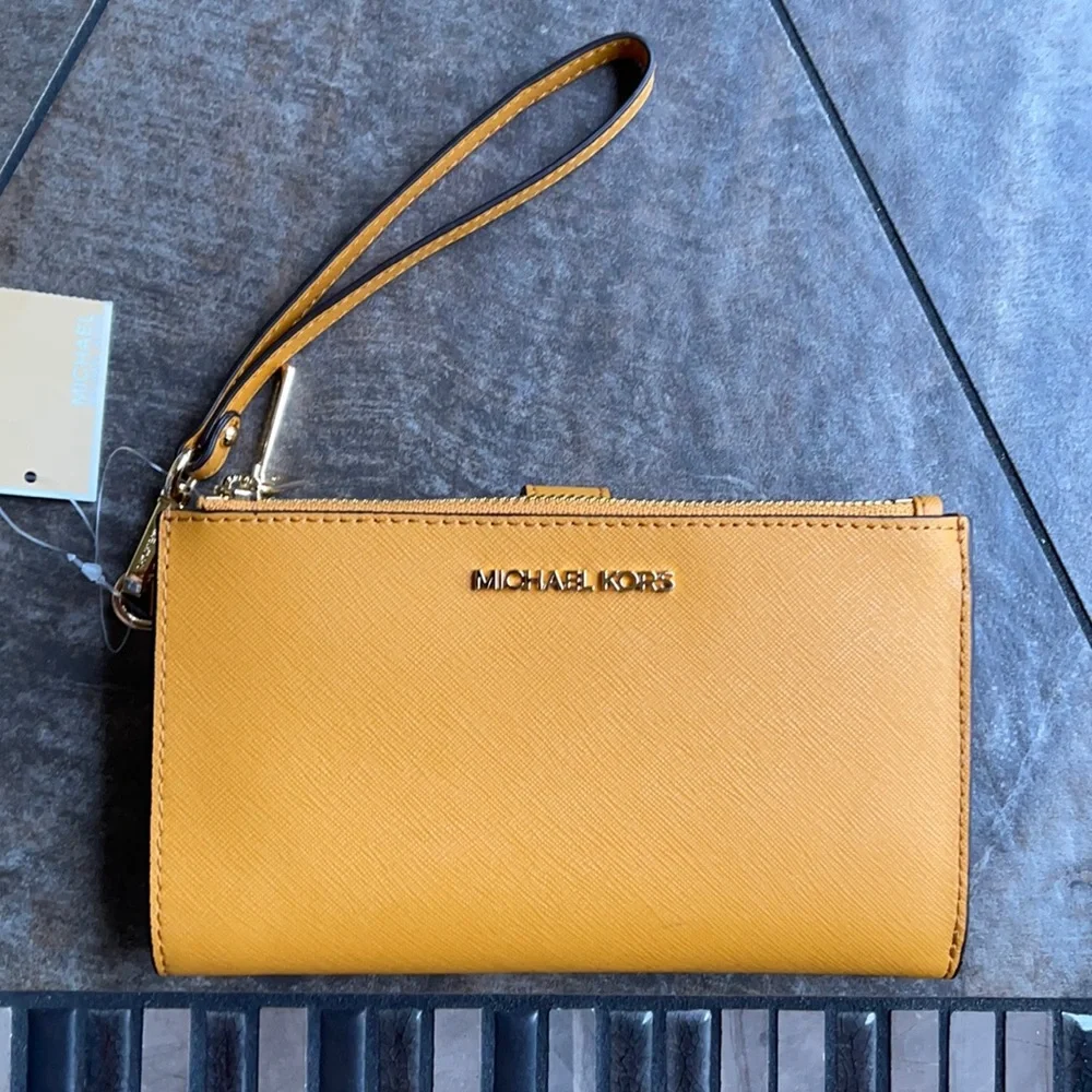 Michael Kors Jet Set Travel Marigold Double Zip Wristlet Leather